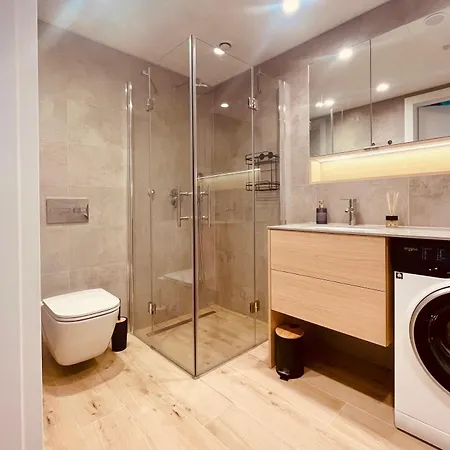 Apartment Nowy! Pinea113 Z Aneksem Kuchennym, Przy Plazy, Basen, Sauna, Garaz W Cenie, 100m Od Glownej Promenady Pobierowo